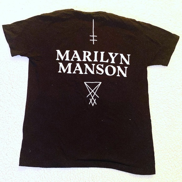 marilyn manson gun shirt